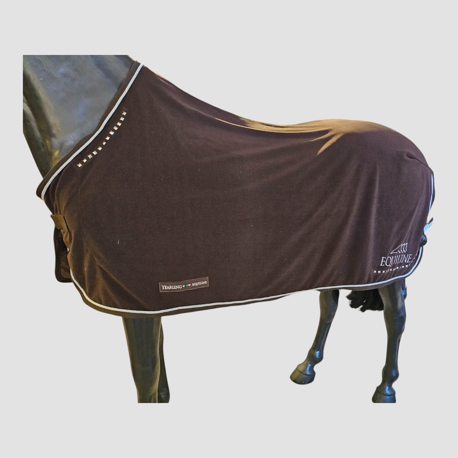 Equiline Abschwitzdecke mit Studs Brown
