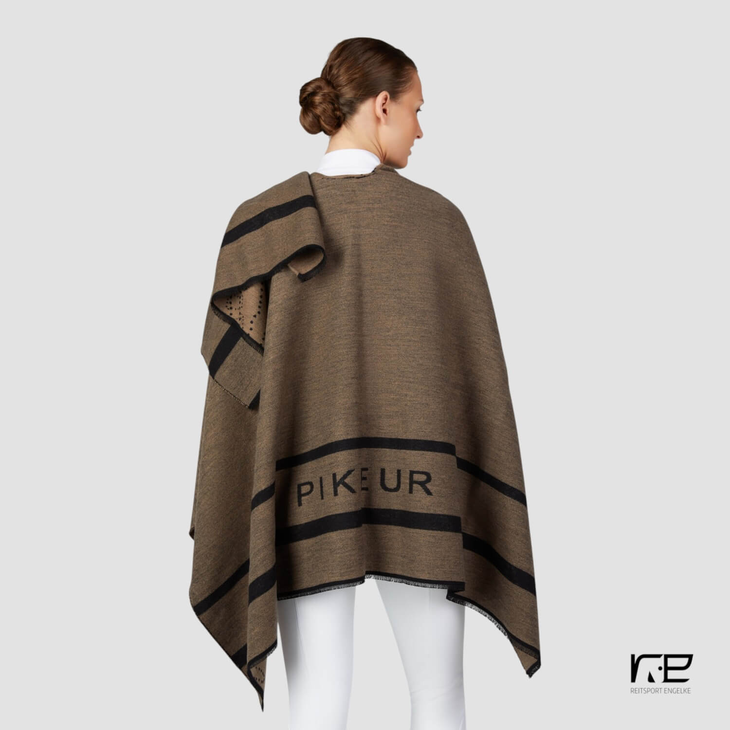 Pikeur Cape Wende-Cape Mocha Cream