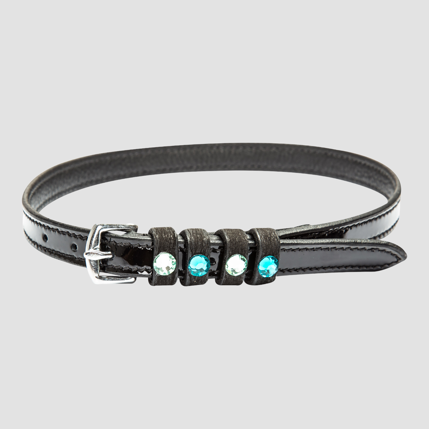 Black Lack-Zircon