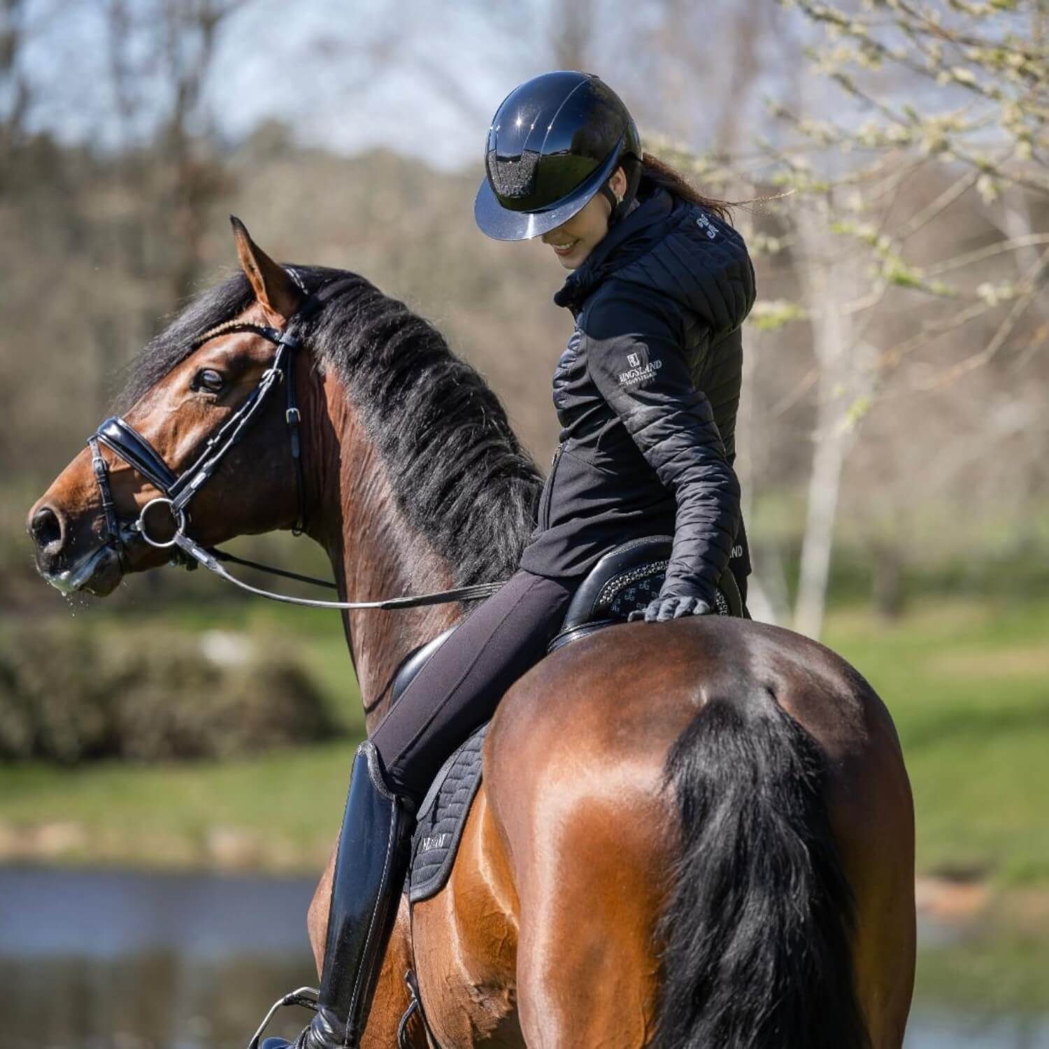 Kask Reithelm Kooki Lady in black shiny mit Swarovski Carpet