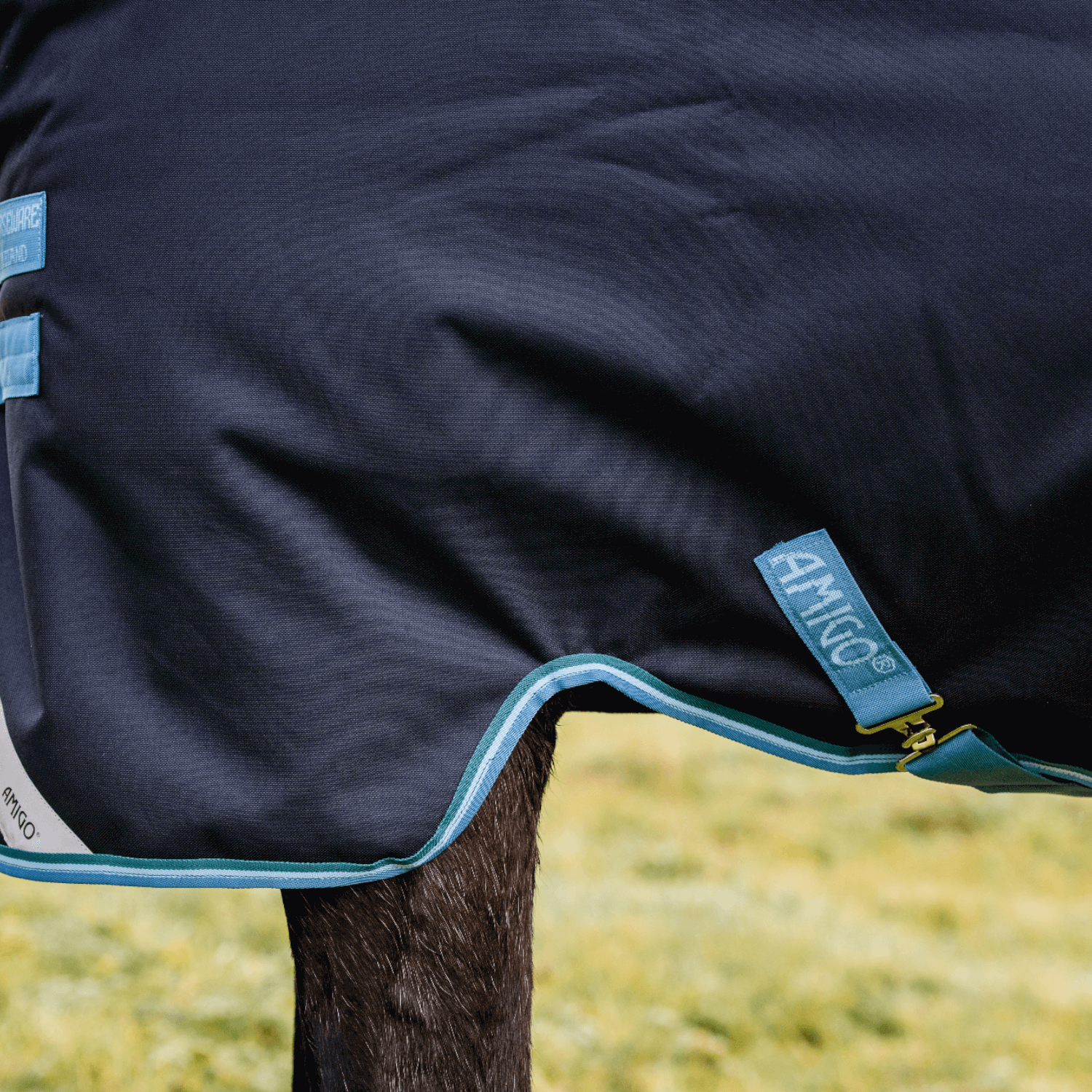 Horseware Amigo Bravo 12 50g Navy/Turquoise