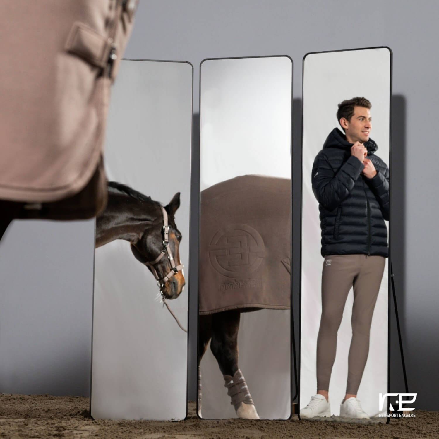 Eskadron Abschwitzdecke Double-Fleece Dynamic Powdertaupe