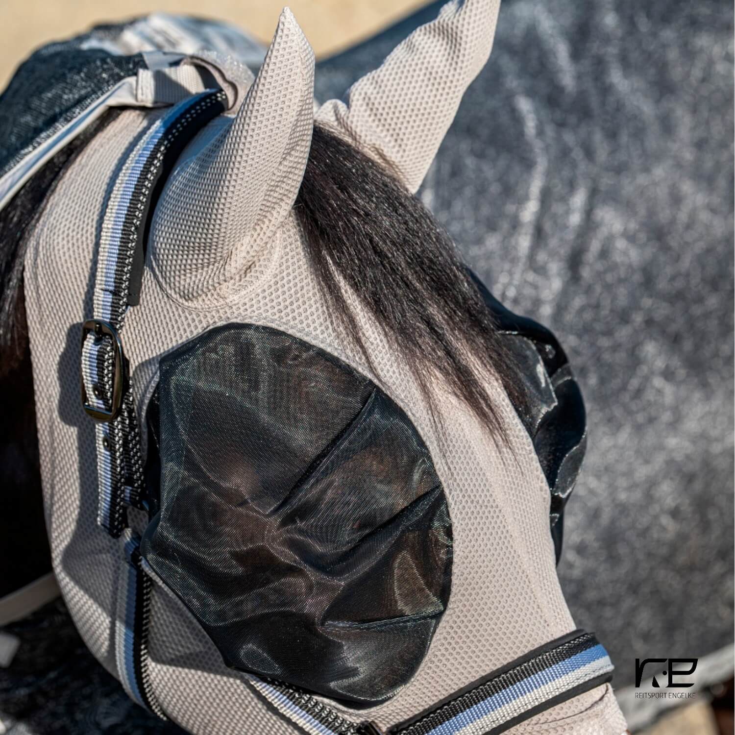 Eskadron Fliegenmaske Dynair Mesh Pro Tube Platinum Pale Grey