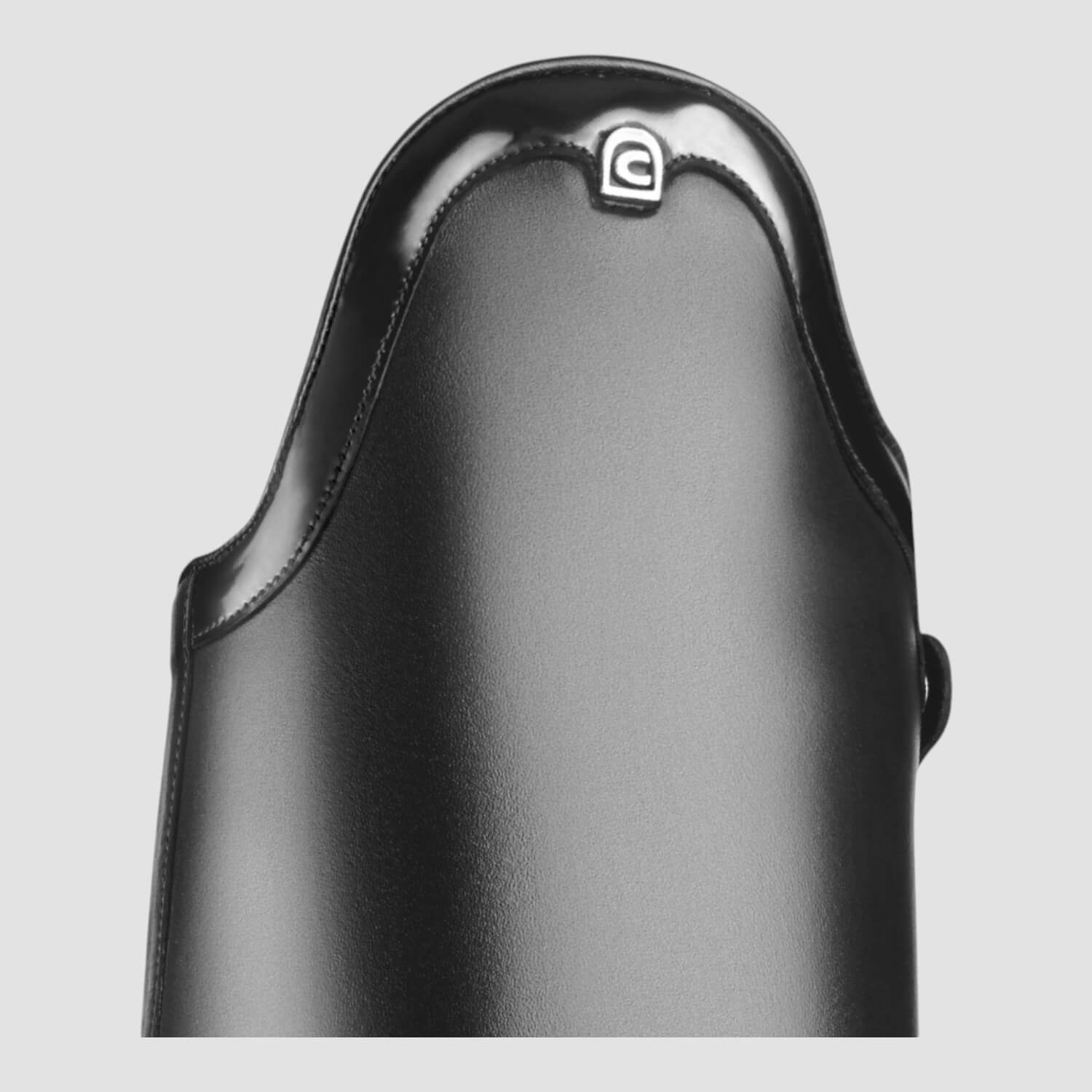 Cavallo Dressage Chap Schwarz Bogen mit Lackleder